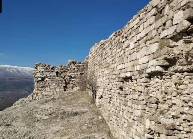 Uluborlu Kalesi 4